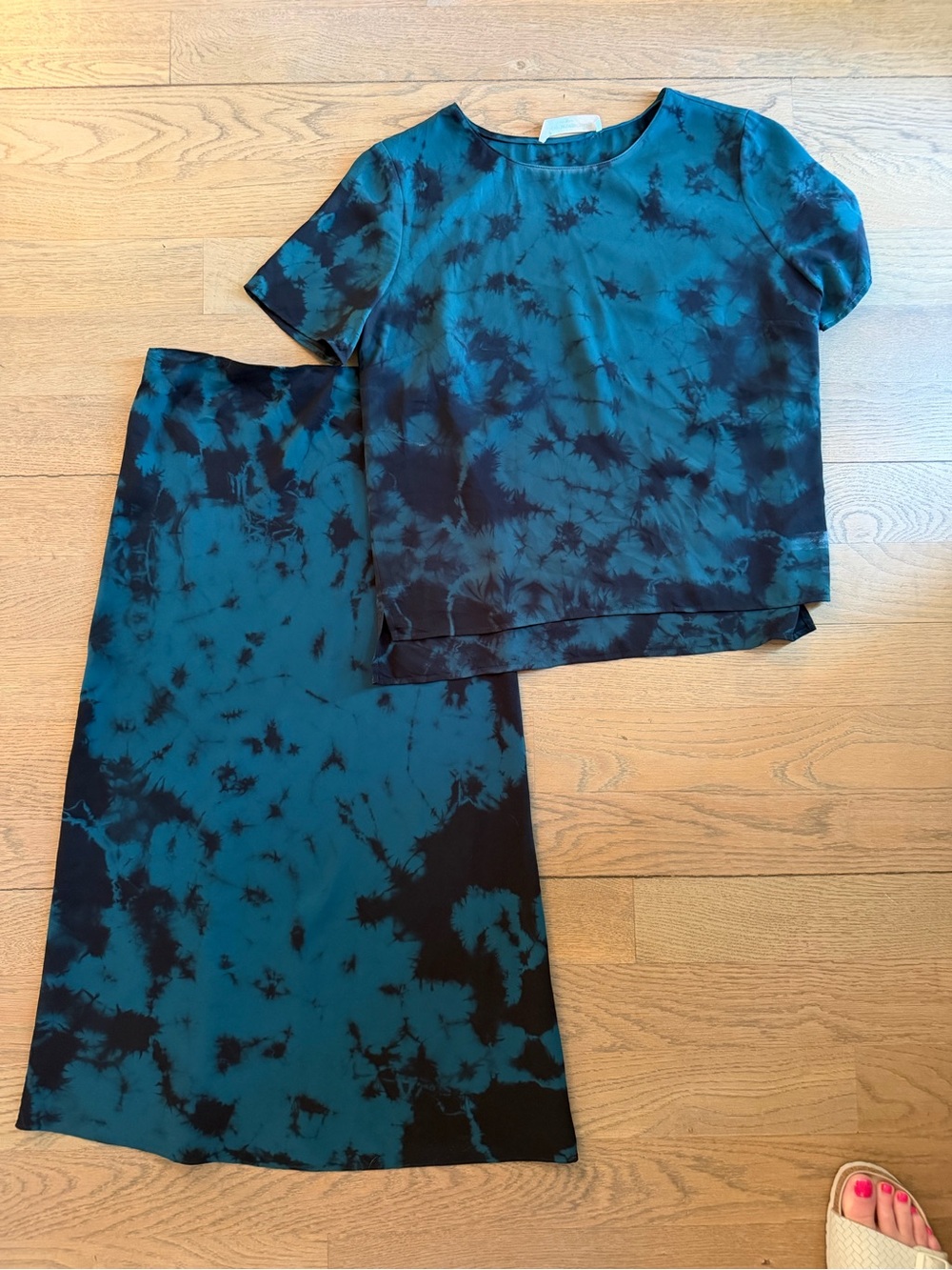 Amanda Uprichard Green & Black Tie-Dye Skirt